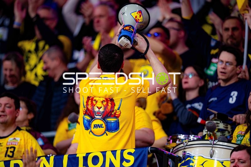 Fan-Szene in der SAP Arena