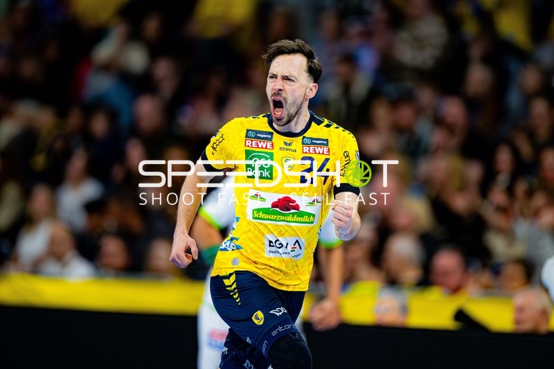 Patrick Groetzki (24; Rhein Neckar Löwen) jubelt