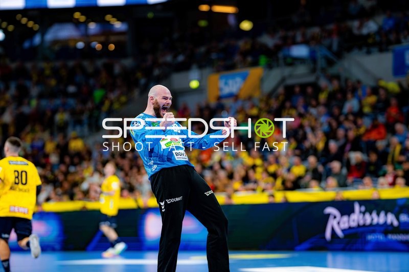 Szene mit Mike Jensen (20; Rhein Neckar Löwen)