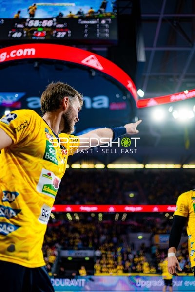 Jubel mit Mathias Larson (4; Rhein Neckar Löwen) und Robert Timmermeister (7; Rhein Neckar Löwen)