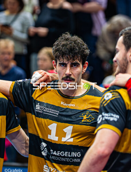 Doruk Pehlivan (11; HC Elbflorenz Dresden) in Aktion