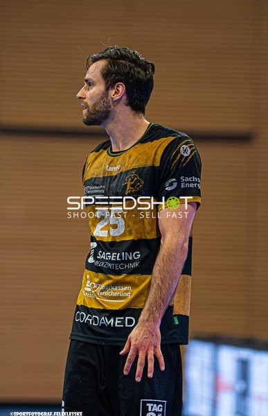 Szene mit Sebastian Gress (25; HC Elbflorenz Dresden)
