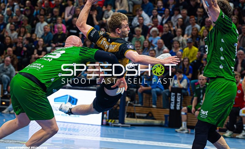 Szene mit Philip Kryszon (24; HC Elbflorenz Dresden) und Frederik Zepp (23; Die Eulen Ludwigshafen)