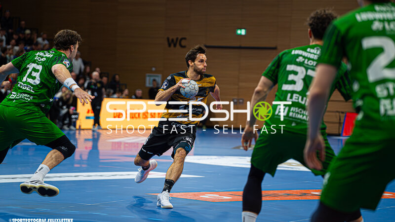 Szene mit Sebastian Gress (25; HC Elbflorenz Dresden) und Julius Meyer-Siebert (13; Die Eulen Ludwigshafen)