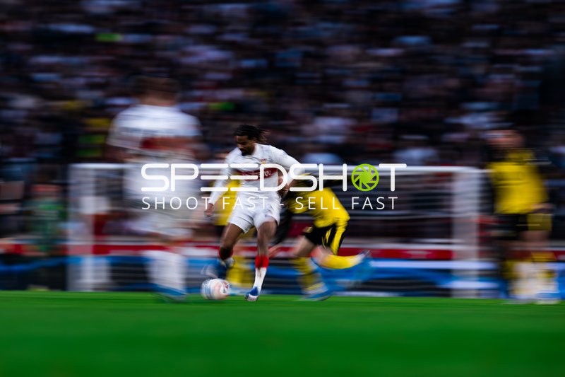 Zweikampf um den Ball