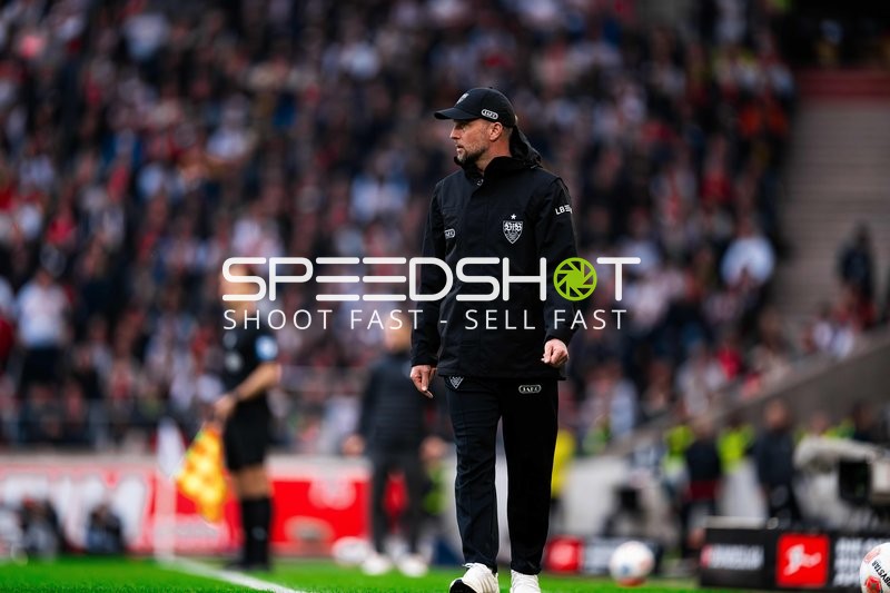 Trainer an der Seitenlinie