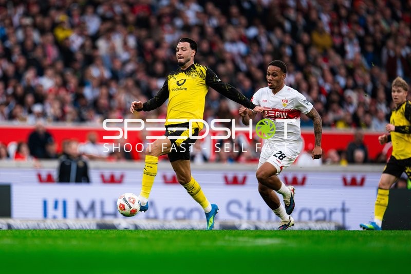 Zweikampf um den Ball