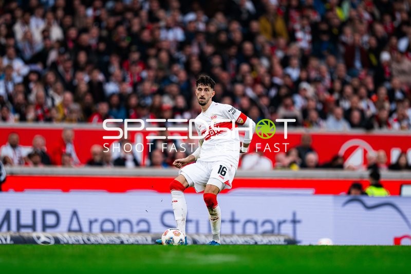 Spieler mit Ball in Aktion