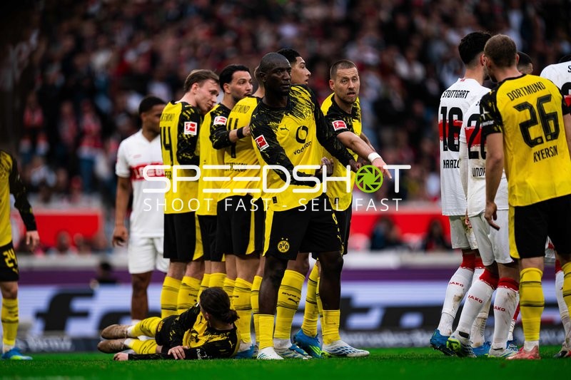 Mauerbildung bei Freistoß