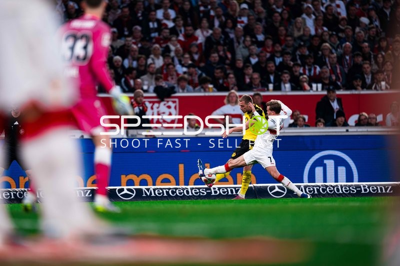 Zweikampf um den Ball