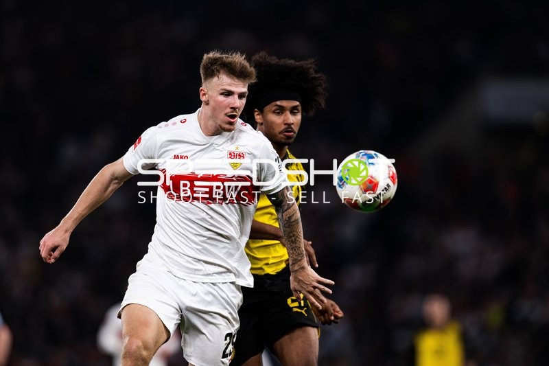 Zweikampf um den Ball