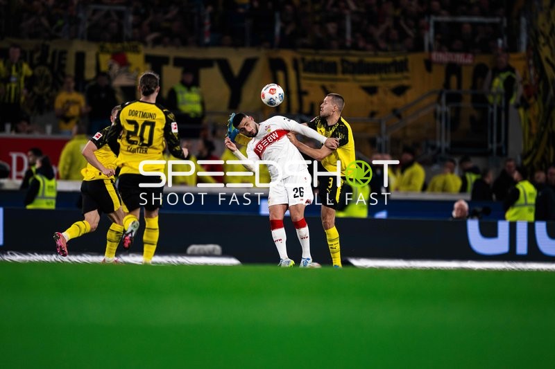 Zweikampf um den Ball