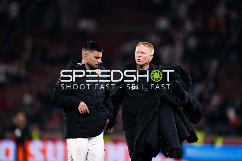 Spieler und Trainer im Gespräch