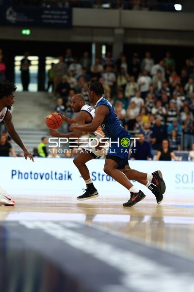 Zweikampf um den Ball