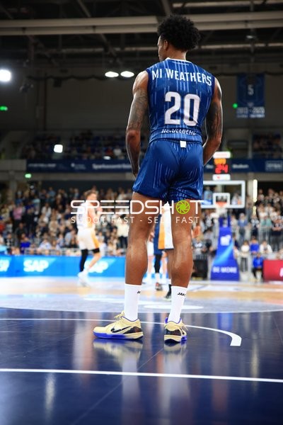 Michael Weathers (20; MLP Academics Heidelberg) auf dem Spielfeld