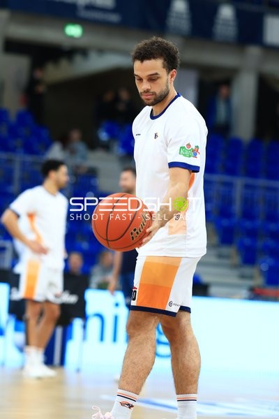 Basketball-Szene mit Elias Baggette (4; Rostock Seawolves)