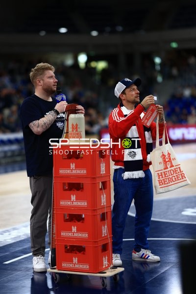 Kevin Gerwin Kevin Gerwin (490; DYN TV) bei Moderation