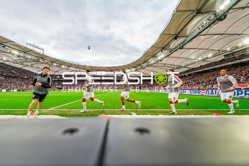 Dr. Andre Filipovic, Luca Antony Jaquez #14, Josha Vagnoman #4, Ermedin Demirovic, Jamie Leweling #18