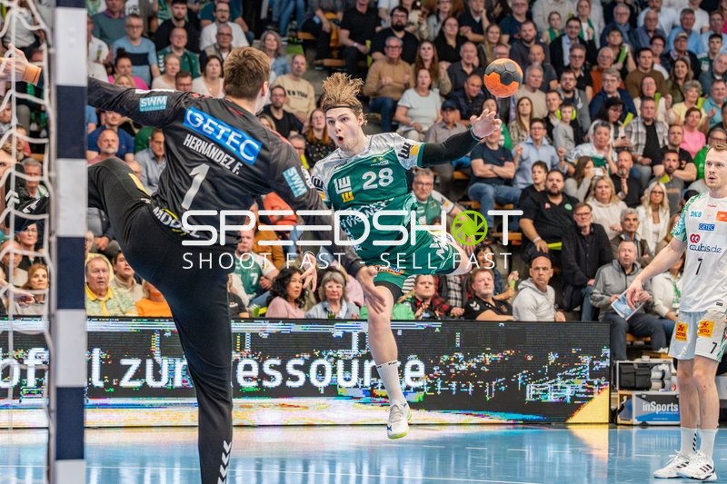 Franko Lastro #28 (Göppingen), Sergey Hernandez Ferrer #1 (Magdeburg)