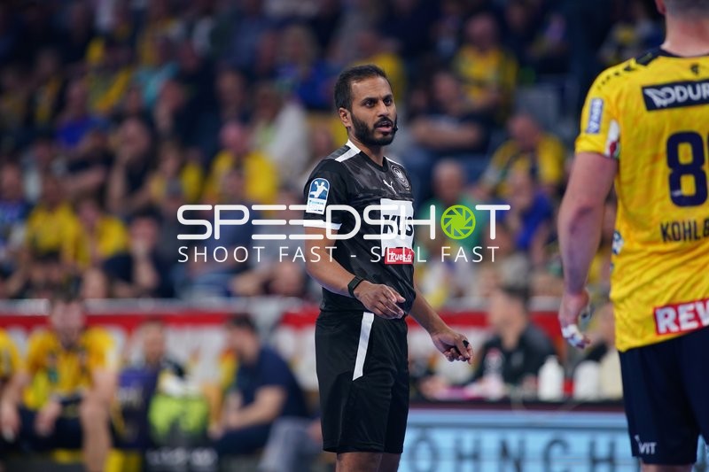 Szene mit Jannik Kohlbacher (80; Rhein Neckar Löwen) und Spieler von Team Rhein Neckar Löwen