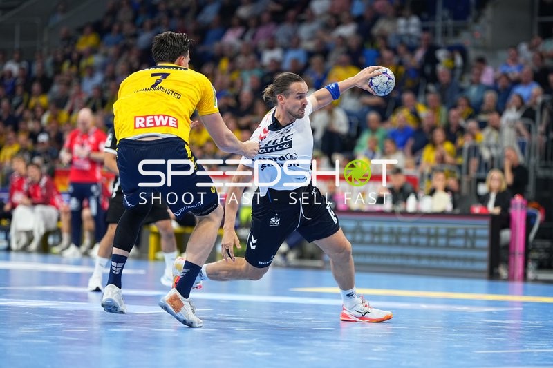 Szene mit Luca Witzke (7; SG Flensburg Handewitt) und 63; Rhein Neckar Löwen