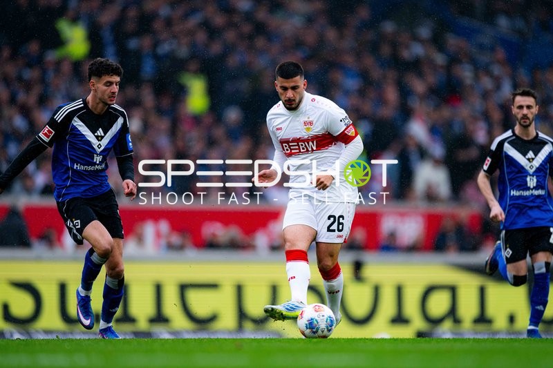 Spieler mit Ball in Aktion