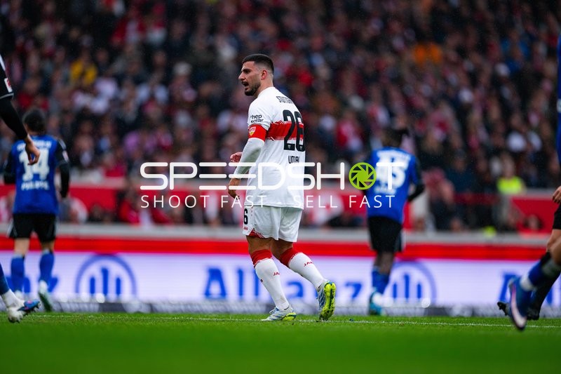 Spielszene mit Deniz Undav (26; VfB Stuttgart)