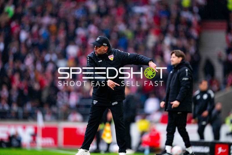 Trainer an der Seitenlinie