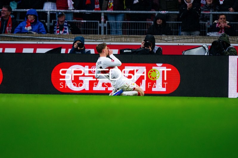 Jubel von Maximilian Mittelstädt (7; VfB Stuttgart)