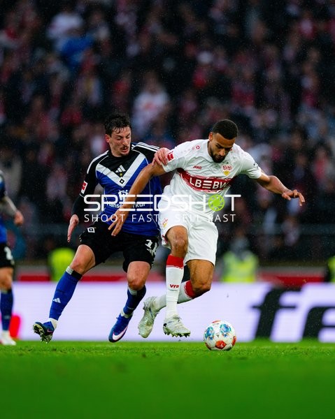 Zweikampf um den Ball