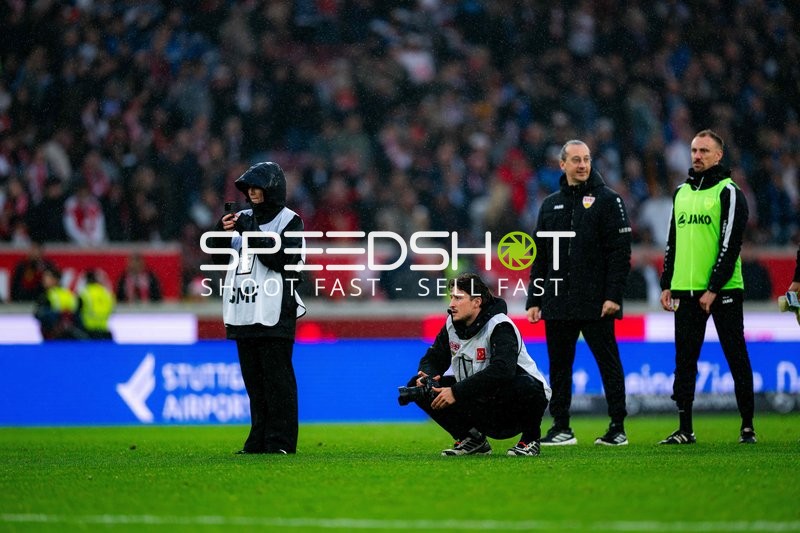 Personen am Spielfeldrand