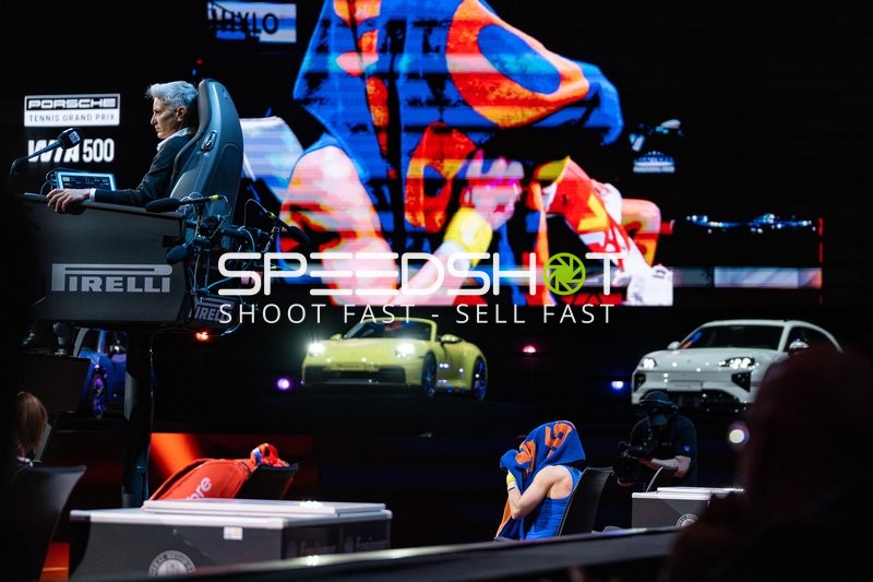 Tennis, Porsche Tennis grand Prix 2026, Porsche-Arena Stuttgart, Laura Siegemund vs. Iga Swiatek, Laura Siegemund GER