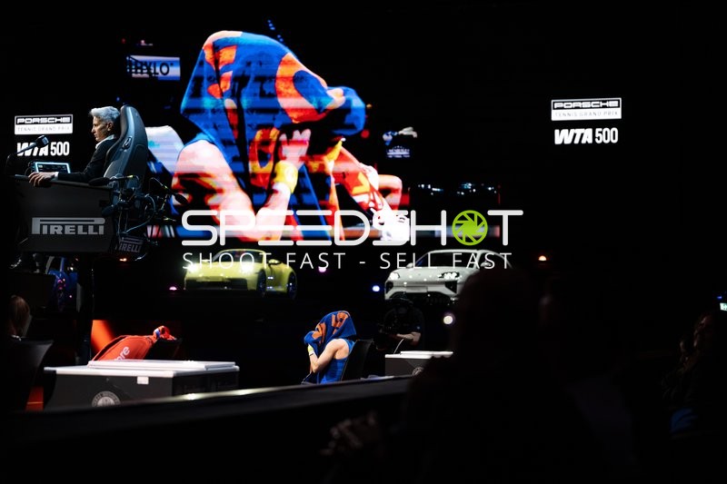 Tennis, Porsche Tennis grand Prix 2026, Porsche-Arena Stuttgart, Laura Siegemund vs. Iga Swiatek, Laura Siegemund GER