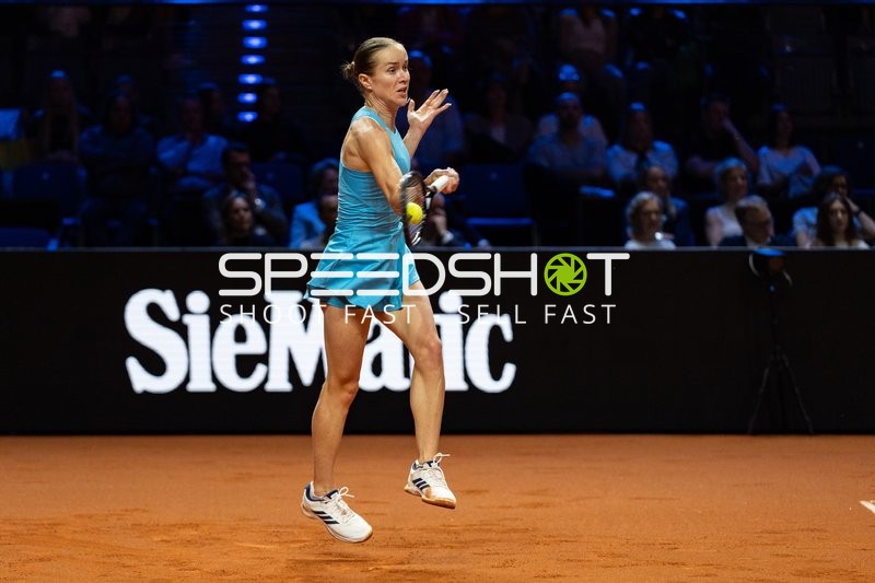 Tennis, Porsche Tennis grand Prix 2026, Porsche-Arena Stuttgart, Elina Svitolina UKR vs. Karolina Muchova CZE, Elina Svitolina UKR
