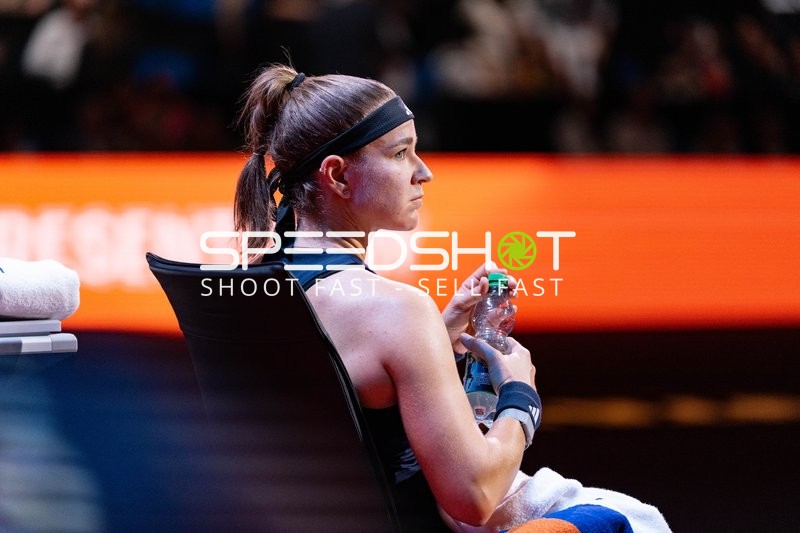Tennis, Porsche Tennis grand Prix 2026, Porsche-Arena Stuttgart, Elina Svitolina UKR vs. Karolina Muchova CZE, Karolina Muchova CZE