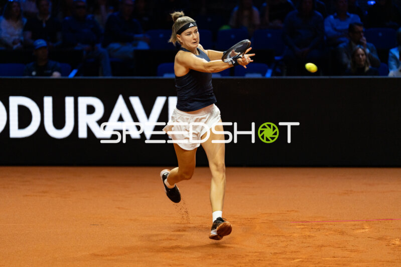 Tennis, Porsche Tennis grand Prix 2026, Porsche-Arena Stuttgart, Elina Svitolina UKR vs. Karolina Muchova CZE, Karolina Muchova CZE