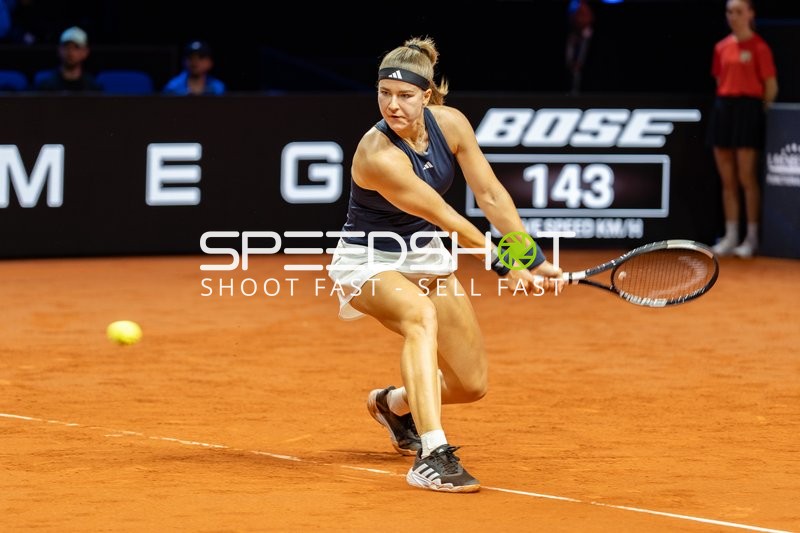 Tennis, Porsche Tennis grand Prix 2026, Porsche-Arena Stuttgart, Elina Svitolina UKR vs. Karolina Muchova CZE, Karolina Muchova CZE