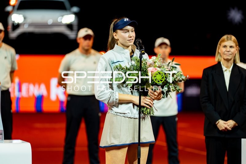 Tennis, Porsche Tennis grand Prix 2026, Porsche-Arena Stuttgart, Finale, Karolina Muchova CZE vs. Elena Rybakina KAZ, Elena Rybakina Gewinnerin des Porsche Tennis Grand Prix