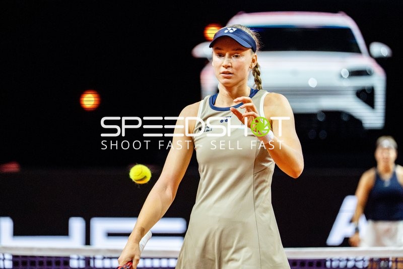 Tennis, Porsche Tennis grand Prix 2026, Porsche-Arena Stuttgart, Finale, Karolina Muchova CZE vs. Elena Rybakina KAZ, Elena Rybakina