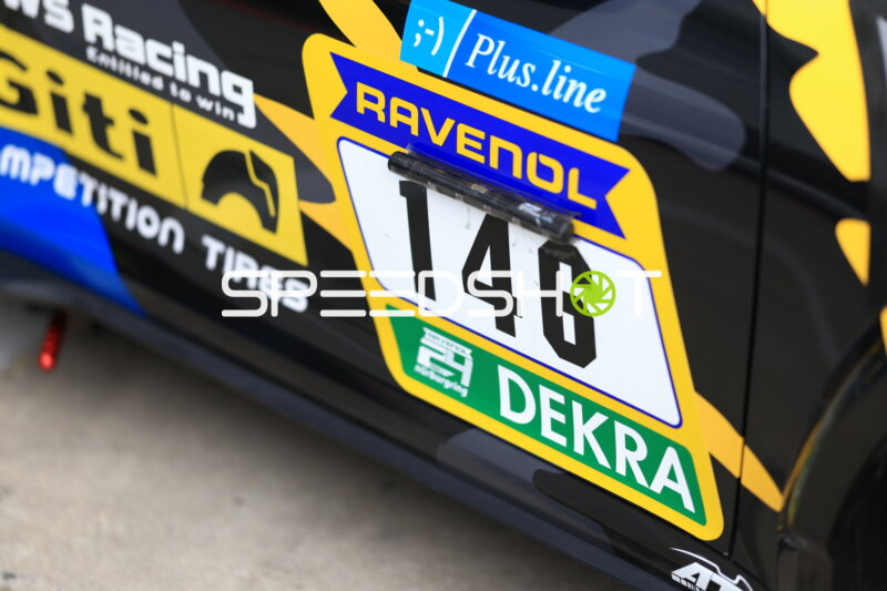 Boxenstopp beim 24h Nürburgring Qualifiers