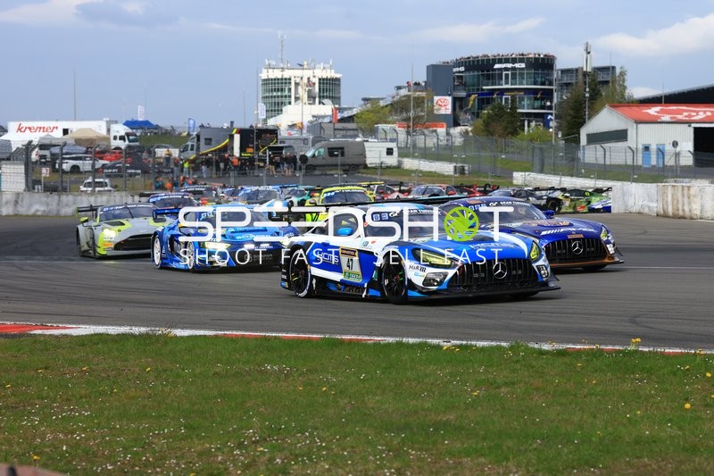 Spannende Rennszene am Nürburgring