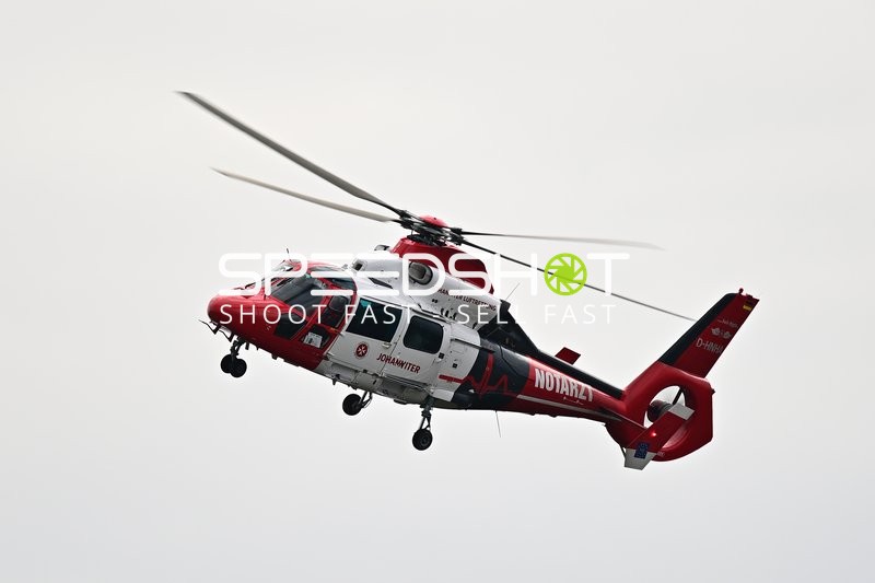 Rettungshubschrauber über Nürburgring