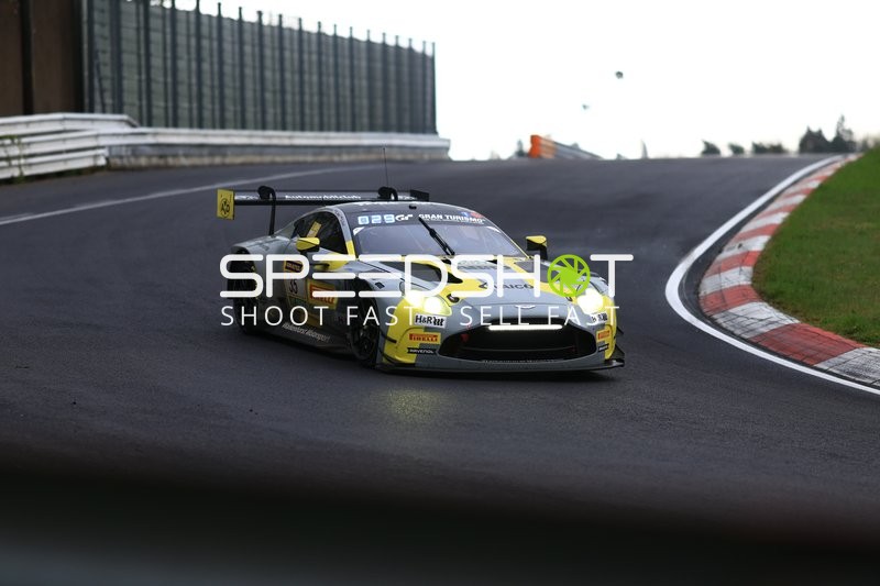 Action beim ADAC RAVENOL 24h Nürburgring Qualifiers