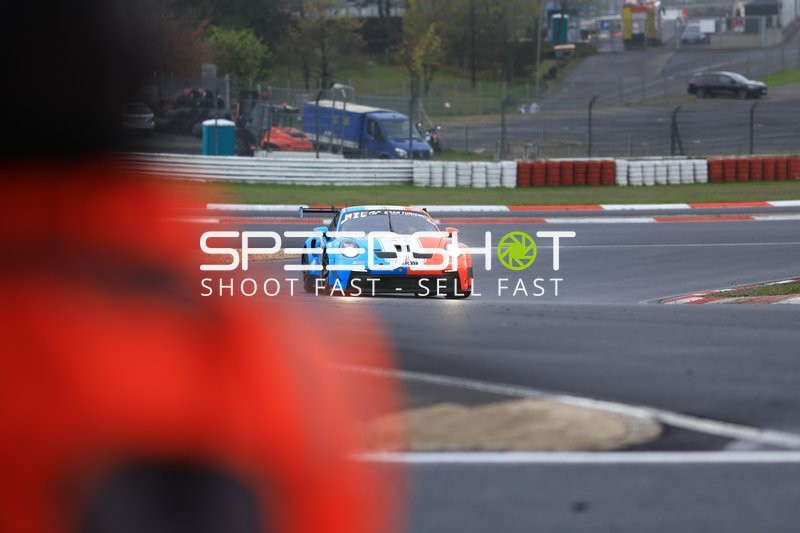 Spektakuläre Rennszene am Nürburgring