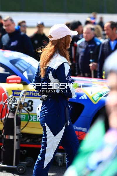 Boxenstopp beim ADAC RAVENOL 24h Nürburgring Qualifiers