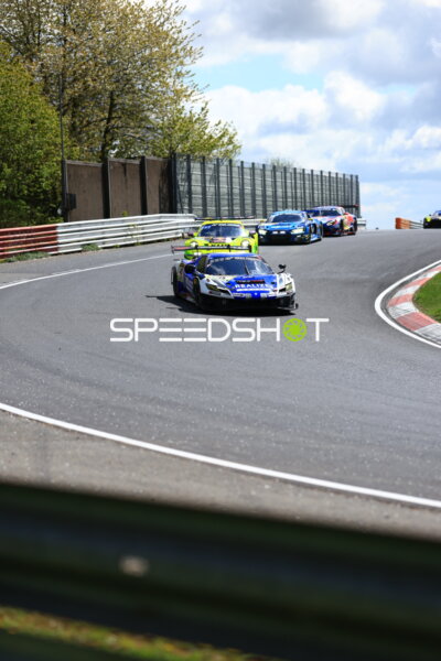 Spannendes Rennen bei NLS 5 am Nürburgring