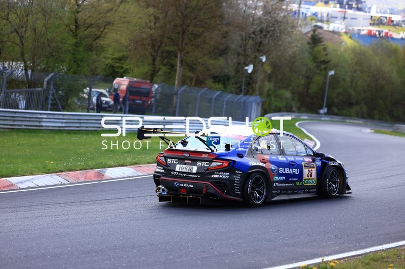 Action beim ADAC RAVENOL 24h Nürburgring Qualifiers