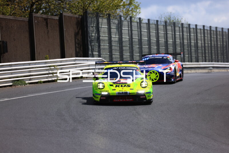 Spannendes Duell beim ADAC RAVENOL 24h Nürburgring Qualifiers