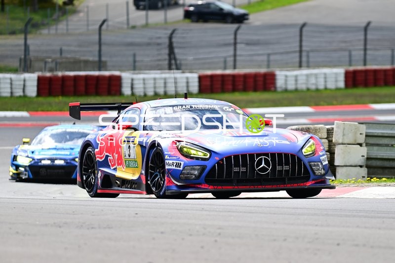 Spannende Action beim ADAC RAVENOL 24h Nürburgring Qualifiers