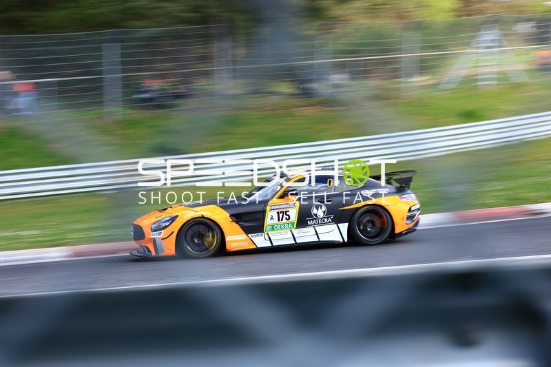 Action beim ADAC RAVENOL 24h Nürburgring Qualifiers